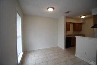 50 Fulton Ave, Unit 007 in Pensacola, FL - Building Photo - Building Photo