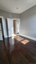 339 Wayne St in Bridgeport, CT - Building Photo - Building Photo