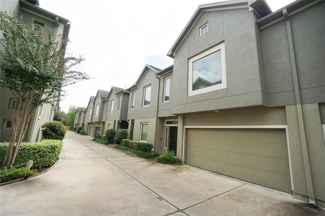 property at 1124 Patterson St