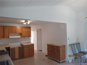 82 North Rd in Bloomingburg, NY - Building Photo - Building Photo