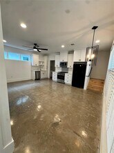 1131 Omega Ave in Austin, TX - Building Photo - Building Photo