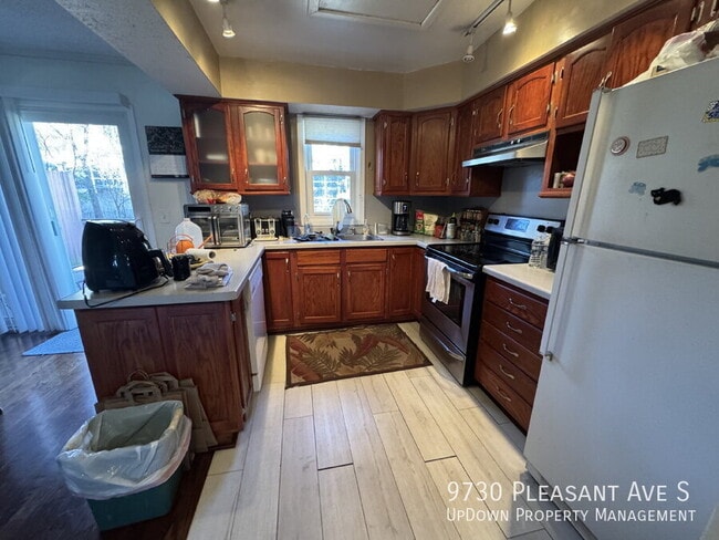 9730 Pleasant Ave S in Minneapolis, MN - Building Photo - Building Photo