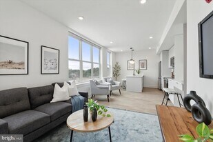 139 W Chelten Ave, Unit 407 in Philadelphia, PA - Building Photo