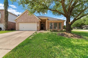 22531 Heather Way Ct in Katy, TX - Building Photo