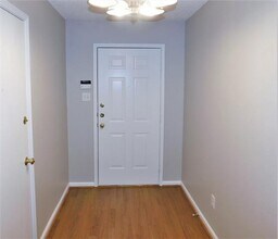 1404 Wenatchee Dr in Krum, TX - Building Photo - Building Photo