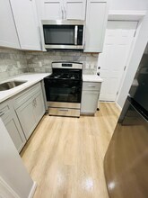 2413 N Bancroft St in Philadelphia, PA - Foto de edificio - Building Photo