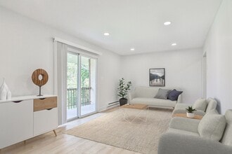 Jumping Brook Apartments in Neptune, NJ - Building Photo - Building Photo