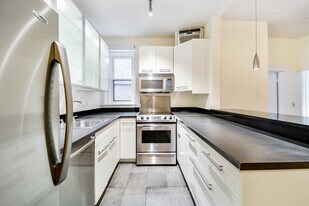137 Peterborough St, Unit 3 in Boston, MA - Building Photo