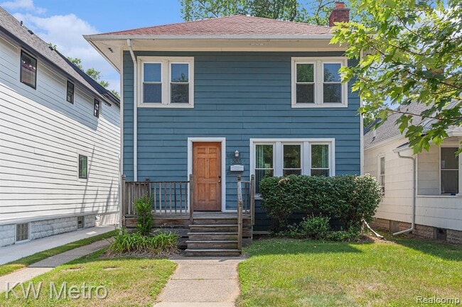 property at 202 N Washington Ave