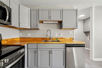 5635 Shenandoah Dr in Fayetteville, NC - Building Photo - Building Photo