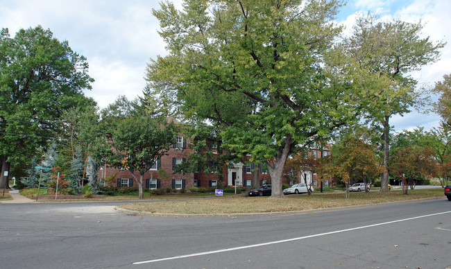 300-306 Commonwealth Ave in Alexandria, VA - Building Photo - Building Photo