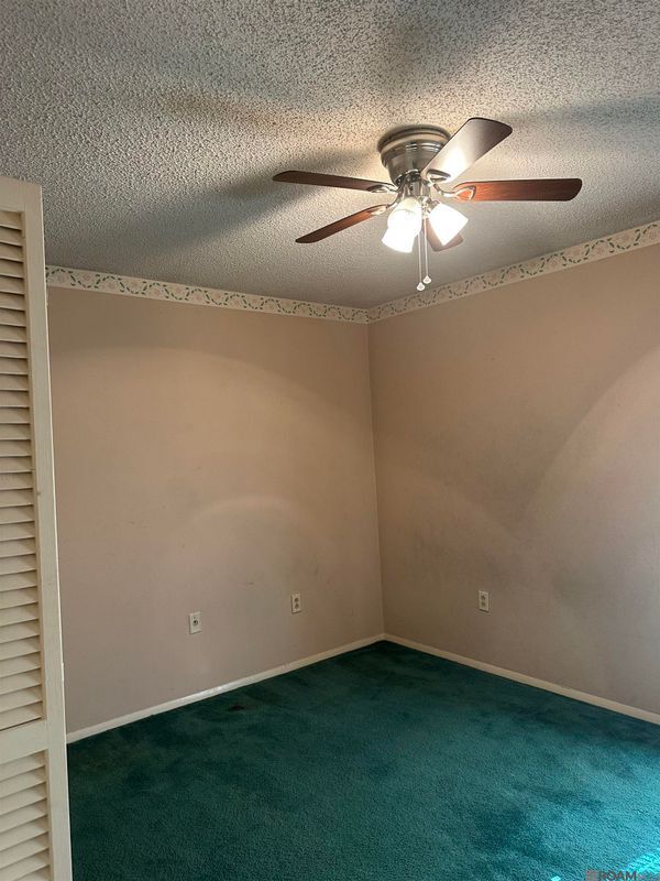 2208 Sprucewood Dr in Baton Rouge, LA - Building Photo - Building Photo