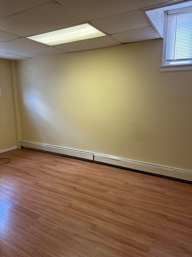 215 E Church St, Unit Apt. 1