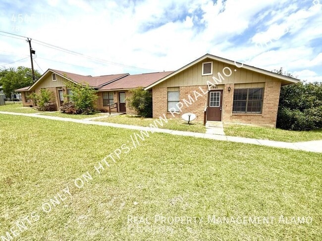 4545 Hoeneke Dr