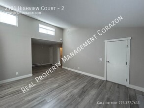 2101 Highview Ct in Reno, NV - Building Photo - Building Photo