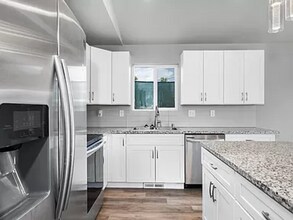 906 E Courtland Ave in Spokane, WA - Building Photo - Building Photo