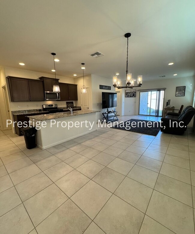 7020 W Jadewood Ln in Tucson, AZ - Building Photo - Building Photo