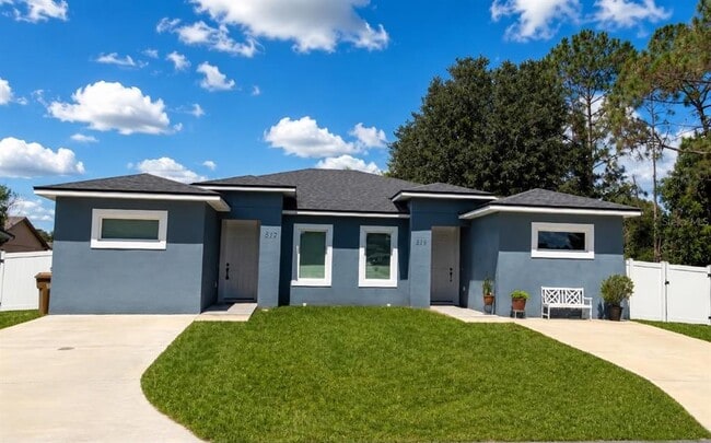 property at 812 Glastonbury Dr