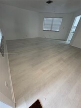 2036 NE 21st Ave in Fort Lauderdale, FL - Building Photo - Building Photo