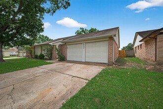 6722 Kearney Dr in Richmond, TX - Building Photo - Building Photo