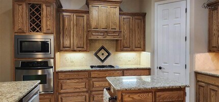 1608 Tanglewood Dr in Wichita Falls, TX - Building Photo - Building Photo