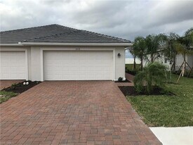 2016 Vermont Ln in Naples, FL - Building Photo