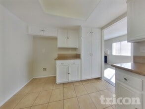 1480 Medallion Ct in Perris, CA - Foto de edificio - Building Photo