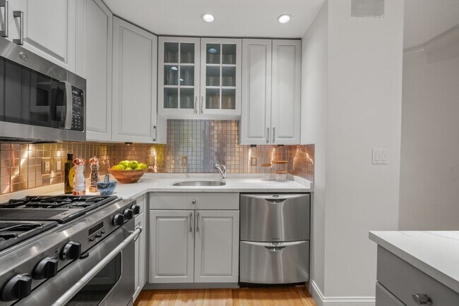 11 Durham St in Boston, MA - Building Photo - Building Photo