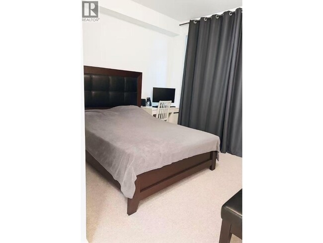 property at 5689 Kings Rd