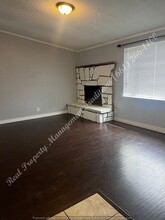 44008 2nd St E in Lancaster, CA - Building Photo - Building Photo