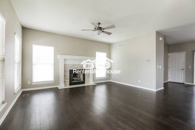 1160 SW Arbor Park Ln in Lee's Summit, MO - Building Photo - Building Photo