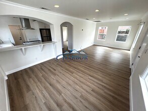 841-843 W Santa Cruz St in Los Angeles, CA - Building Photo - Building Photo