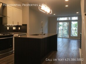 1571 139th Ln NE in Bellevue, WA - Building Photo - Building Photo