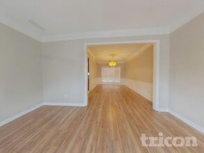 5910 Haterleigh Dr in Alpharetta, GA - Building Photo - Building Photo