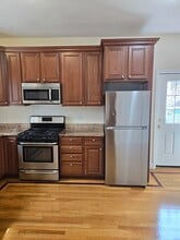 569 Adams St in Milton, MA - Building Photo - Building Photo