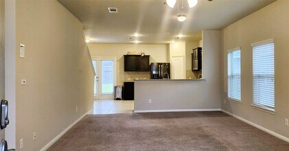 1932 Acaciawood Way in Houston, TX - Building Photo - Building Photo