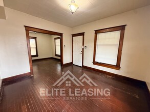 919 SW 4th St in Topeka, KS - Building Photo - Building Photo