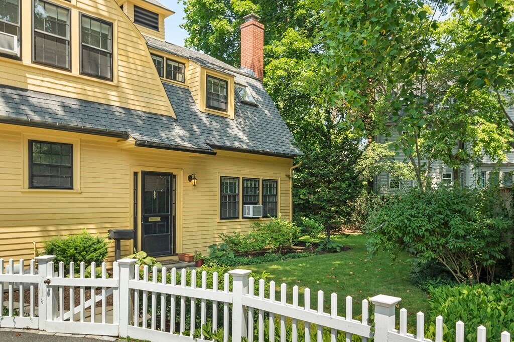 117 Brattle St in Cambridge, MA - Building Photo