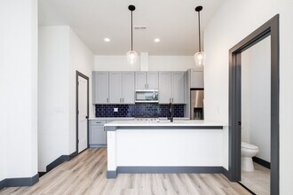 3569 S Pennsylvania St, Unit C in Englewood, CO - Foto de edificio - Building Photo