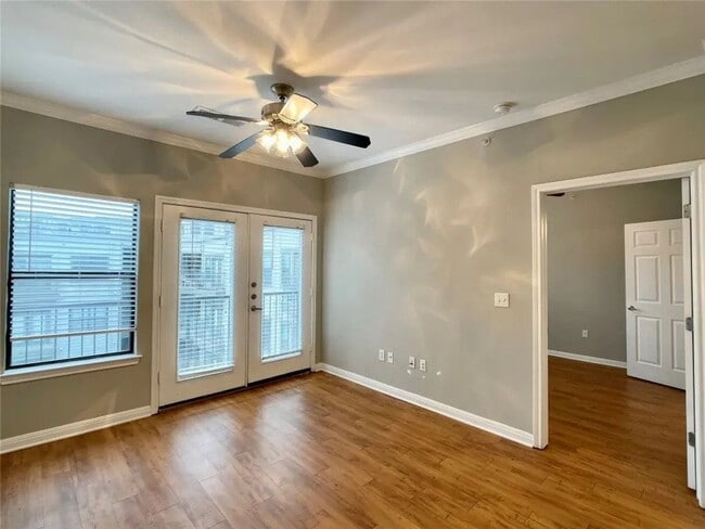 property at 2502 Leon St