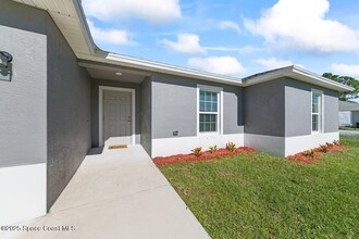 417 Ladyslipper St in Palm Bay, FL - Building Photo - Building Photo