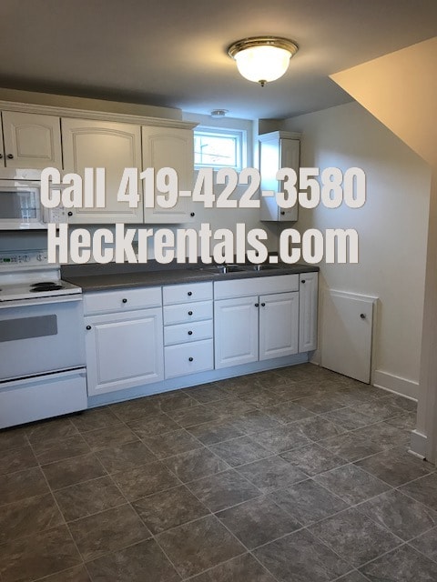 property at 624 1/2 S Main St