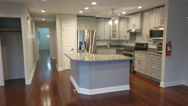 174A Concordia Cir in Monroe Township, NJ - Building Photo - Building Photo