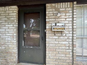 7315 Housman-Unit -B in Houston, TX - Building Photo - Building Photo