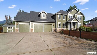 3120 Hayden Bridge Rd in Springfield, OR - Building Photo - Building Photo