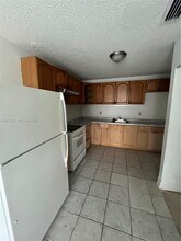 18182 NW 41st Pl in Miami Gardens, FL - Building Photo - Building Photo