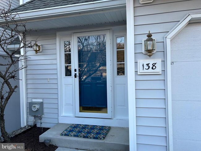 property at 138 W Thomas Ct