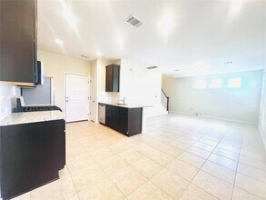 9336 Hunter Ln in Austin, TX - Building Photo - Building Photo