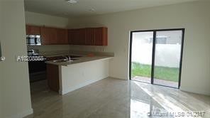 9262 W 33rd Ln, Unit 1112 in Hialeah, FL - Building Photo - Building Photo