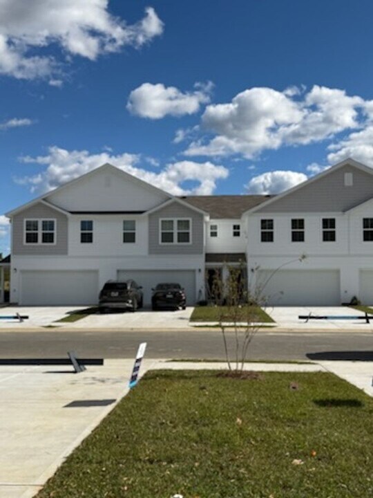 228 Yolanda Dr in Florence, SC - Building Photo